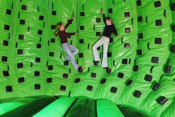 Gamecenter E-Village